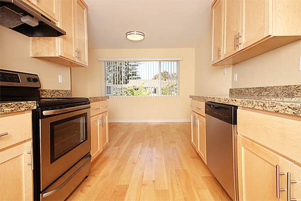 Towle Apartments photo 2