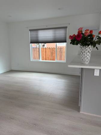 2BR/1BA Single Family House on Cedar Court · Boyes Hot Springs photo 4