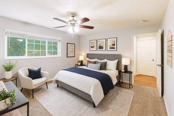 Apartments on Sycamore St · Newark photo 5