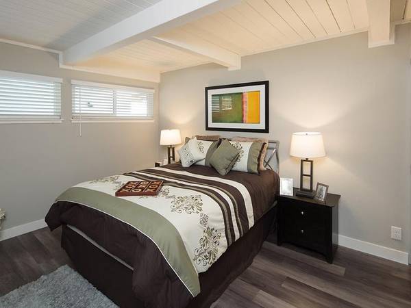 Apartments on W Jackson St · Hayward photo 5