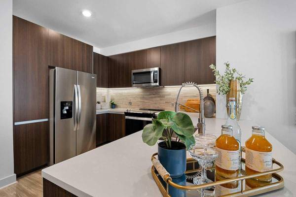 Apartments on Del Hombre · Walnut Creek photo 4
