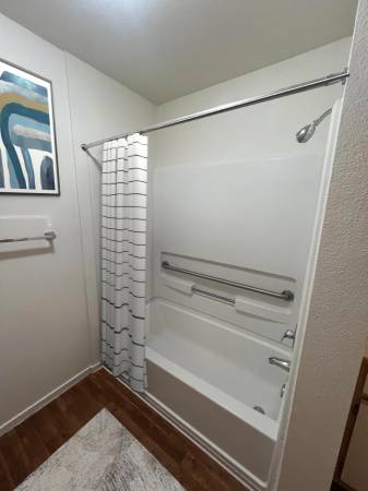 Apartments on Burton Drive · Vacaville photo 5