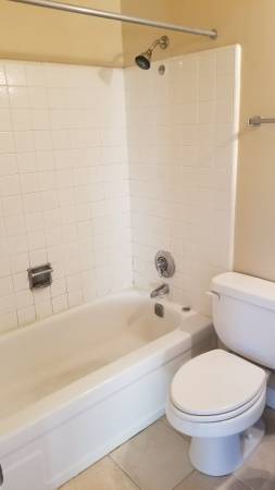 2BR/2BA Apartment on Bertini Ct · San Jose photo 4