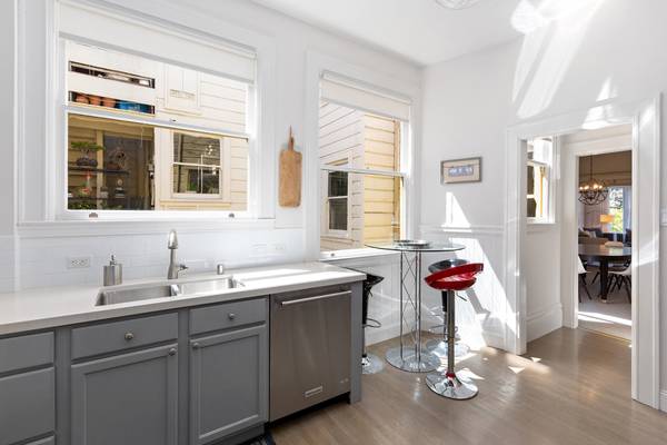 3BR/2BA Condo · San Francisco photo 4