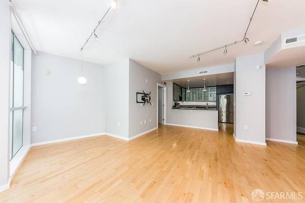 3BR/2BA Apartment · San Francisco photo 4