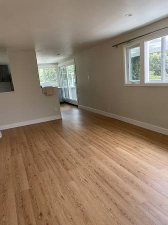 2BR/1BA Duplex on Granlee Rd · San Rafael photo 3