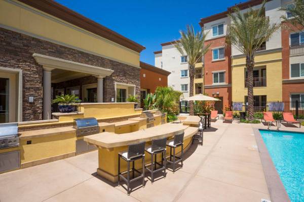 Apartments on Charlotte Dr · San Jose photo 3