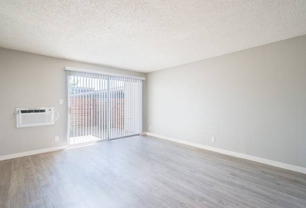 The Valley Apartments photo 5