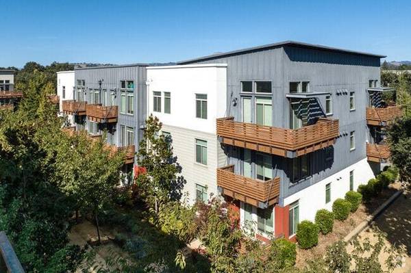 Apartments on Jennings Ave · Santa Rosa photo 4
