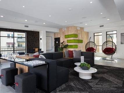 Apartments on Infinity Way · Mountain View photo 4