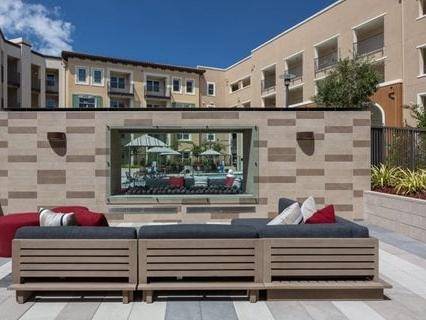 Apartments on Infinity Way · Mountain View photo 3