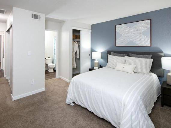 Apartments on Morello Ave · Pleasant Hill photo 2