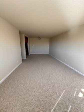 2BR/1BA Apartment on Corbett · San Francisco photo 5