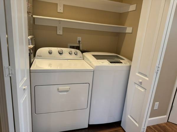 2BR/1BA Duplex on Swansea Ct · San Jose photo 5