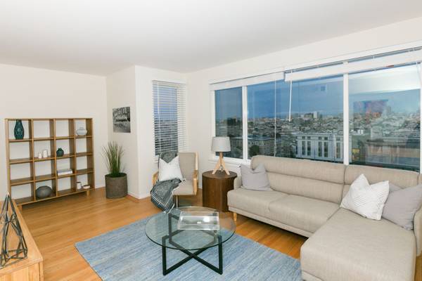 1BR/1BA Apartment on Lupine · San Francisco photo 2
