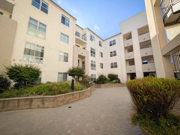 1488 El Camino Real South San Francisco, CA 94080 photo 3