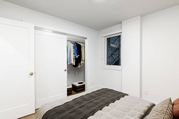 655 Powell photo 4