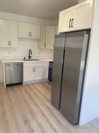 3BR/2BA Single Family House · Oakland photo 2