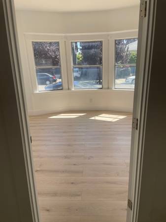 3BR/2BA Single Family House · Oakland photo 5