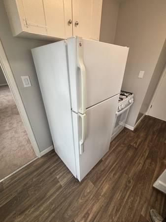 Apartments on North El Camino Real · San Mateo photo 2