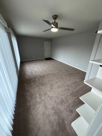 Apartments on North El Camino Real · San Mateo photo 4