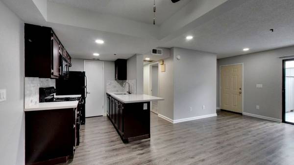 Apartments on 143rd Ave · San Leandro photo 3