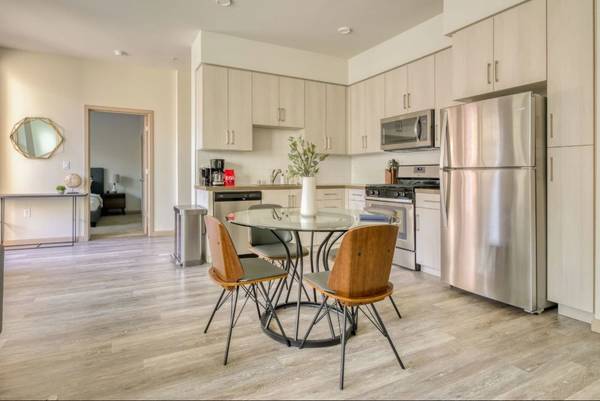Apartments on Lexington Ln · Pleasanton photo 3
