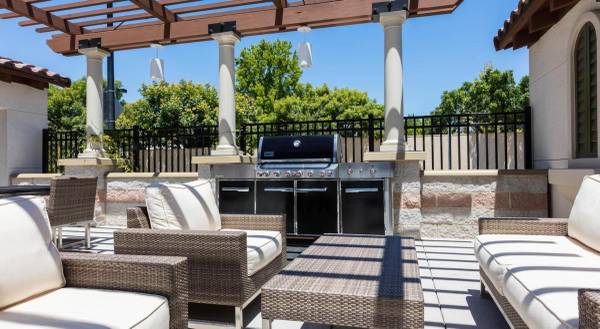 Apartments on Merry Loop · Milpitas photo 2
