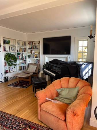 3BR/3BA Apartment · Berkeley photo 5
