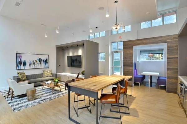 Apartments on Parker Street · Berkeley photo 3