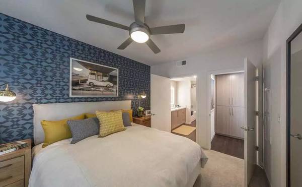 Apartments on E Capitol Ave · Milpitas photo 2