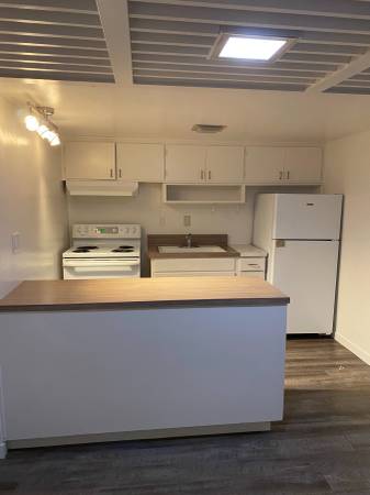 Apartments on Sir Francis Drake Blvd · Ross photo 3