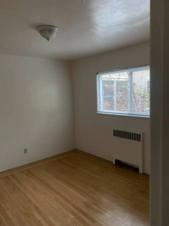 Apartments on Sir Francis Drake Blvd · Ross photo 5