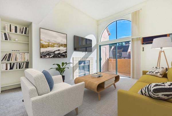 Apartments on Creekside Drive · Walnut Creek photo 2