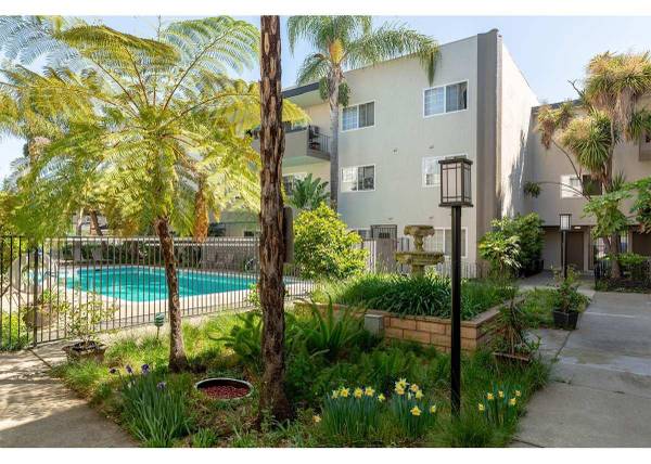 Apartments on Silva Ave · Hayward photo 5