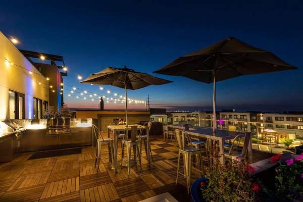 3BR/2BA Apartment on Haven Avenue · Redwood City photo 4