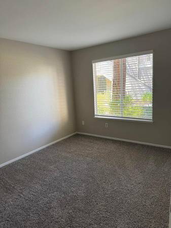 Apartments on Springfield Drive · San Ramon photo 2