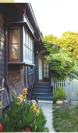 1BR/2BA Duplex · Berkeley photo 2