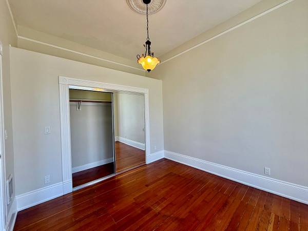 3BR/1BA Apartment · San Francisco photo 3