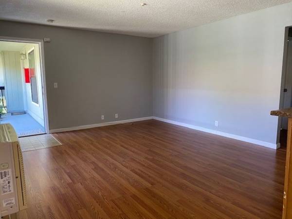 McDouall Apartments photo 2