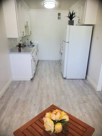 Apartments on Central Avenue · Fremont photo 3