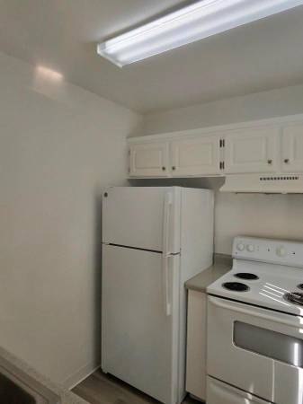 Apartments on Loma Verde Drive · Campbell photo 3
