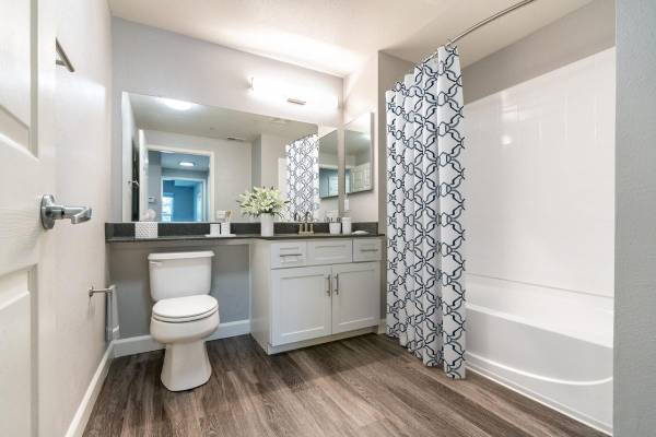 Apartments on Solano Ave. · Napa photo 2