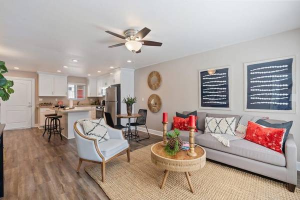 Pinebrook Apartments photo 4