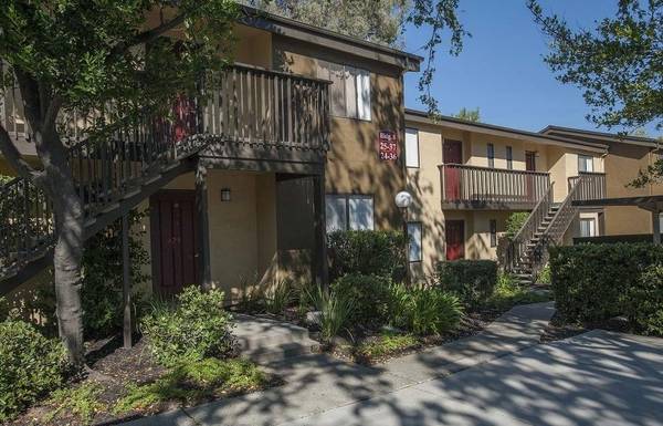 Apartments on Fairfield Ave · Fairfield photo 3