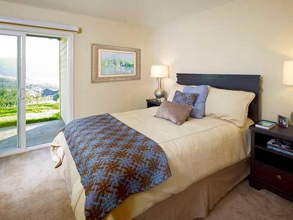 Apartments on Spyglass Pkwy · Port Costa photo 2