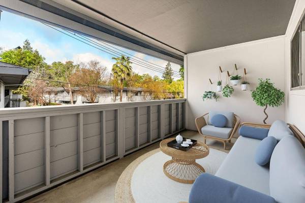 Apartments on Sharene Lane · Walnut Creek photo 2
