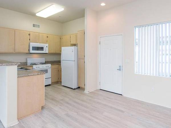 Apartments on Tassajara Rd · Pleasanton photo 3