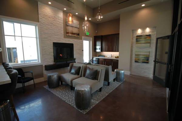 2BR/1BA Apartment on Hastings Blvd · Fremont photo 3
