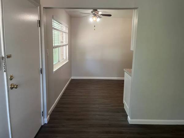 2BR/1BA Apartment on Baldwin Ln · Walnut Creek photo 5
